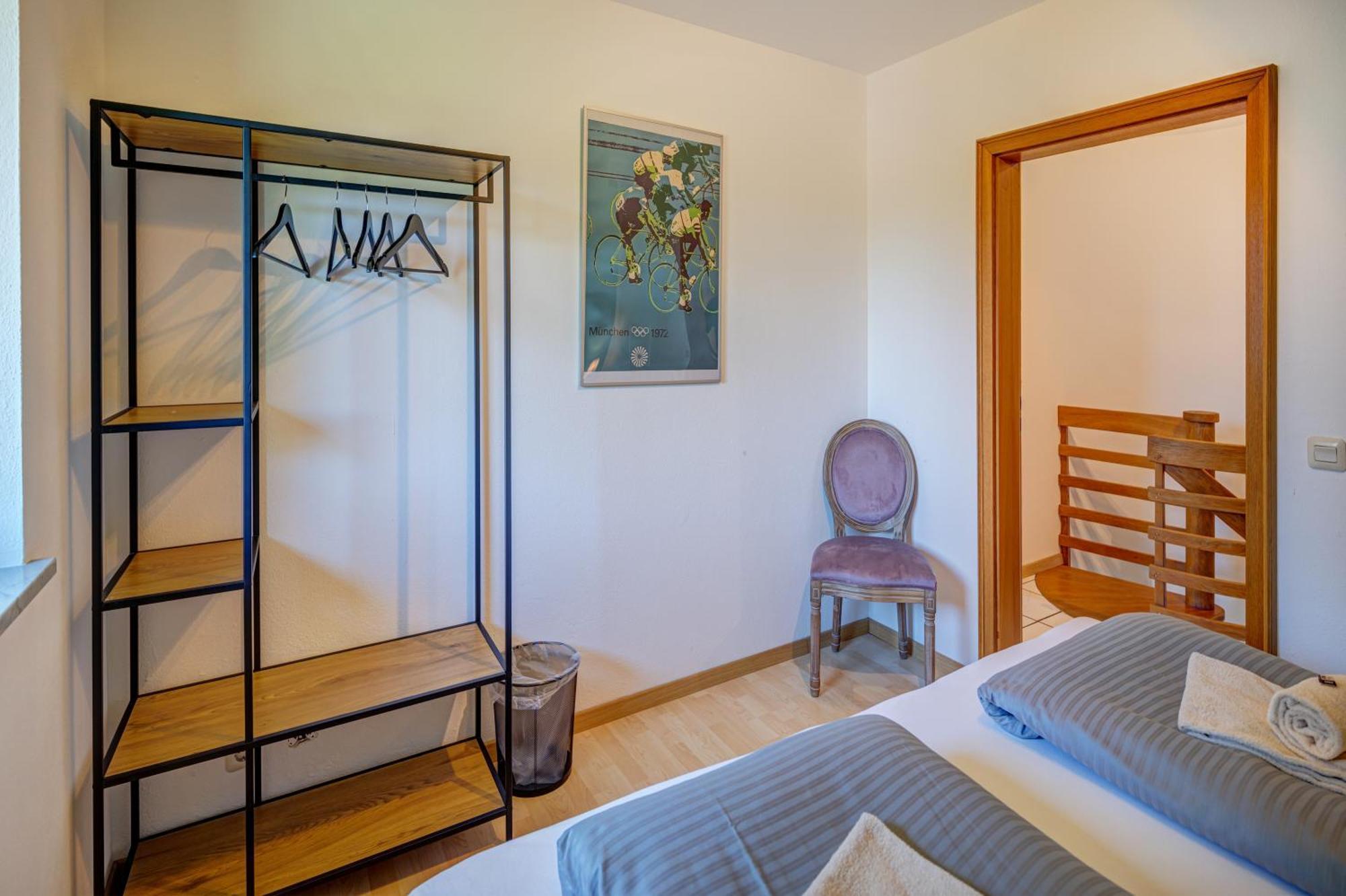 Moderne Maisonette Mit Garten Unterschleißheim المظهر الخارجي الصورة